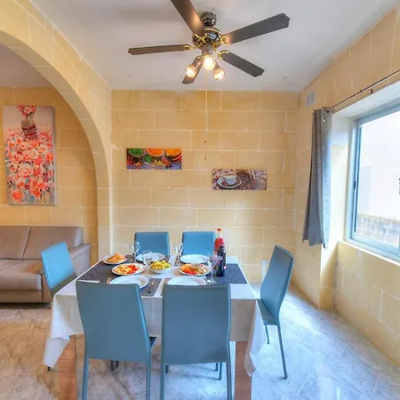 3 Bedroom Apt Close To Marsalforn Gz-mzer1-1 Apartmán *