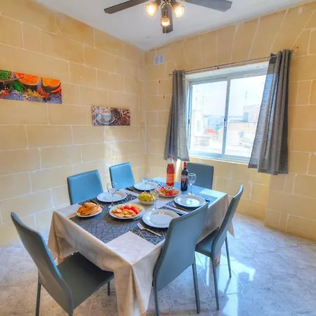 Apartmán 3 Bedroom Apt Close To Marsalforn Gz-mzer1-1